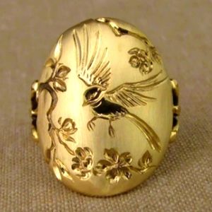 🐦 18k Gold Plated Birds & Flowers Engraved Ring ☆》NWT《☆